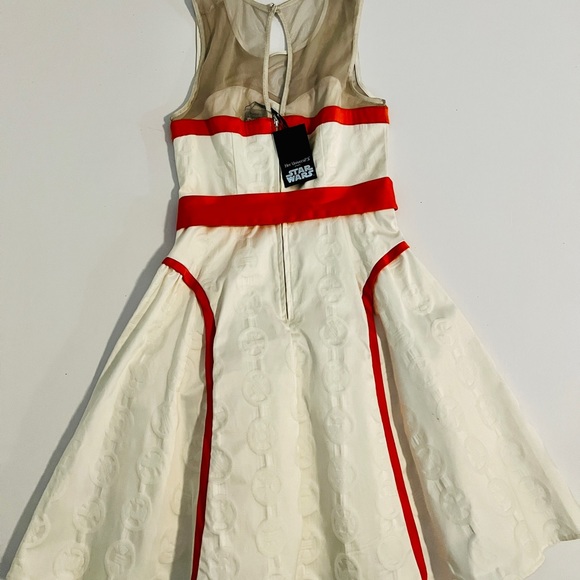 NWT Her Universe Star Wars BB-8 Dress fashion show collection for Hot Topic Sz S - Picture 11 of 14
